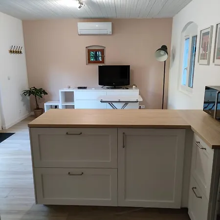 Maisonnette-studio 83200 Tolone